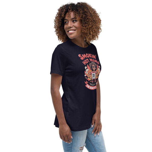 Mum Is Hot on the Grill, Dad’s Chillin’ Still! (Women's Relaxed T-Shirt) - Image 4