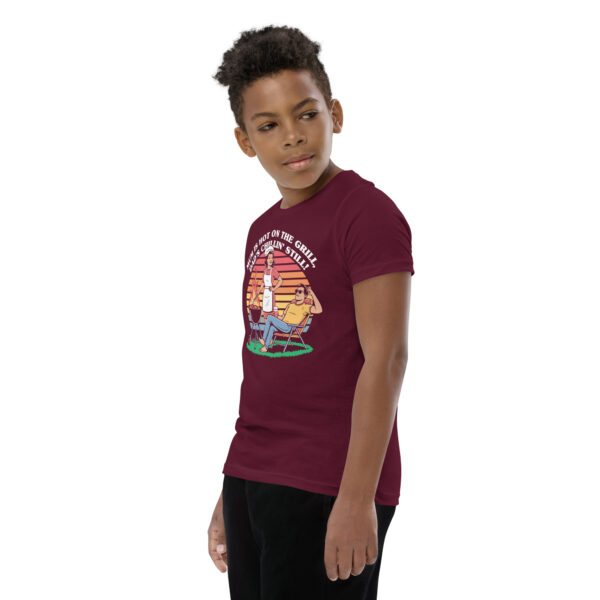 Mum Is Hot on the Grill, Dad’s Chillin’ Still (Youth Short Sleeve T-Shirt) - Image 8